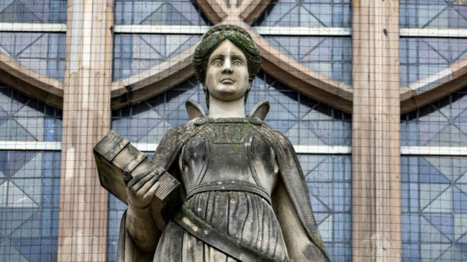 Gericht: Früherer Partner darf nicht in Haus von Frau wohnen bleiben