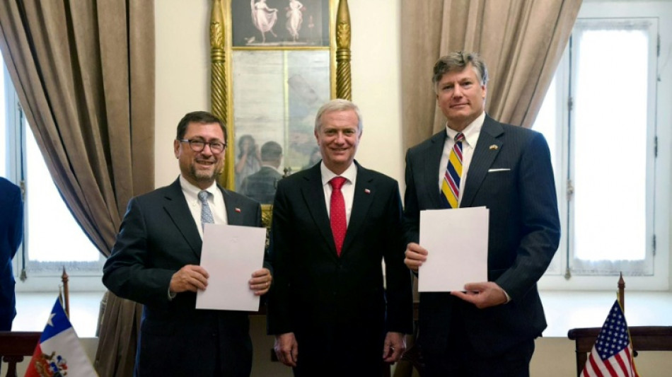  Chile y EEUU se comprometen a "explorar" proyectos en minerales cr&iacute;ticos 