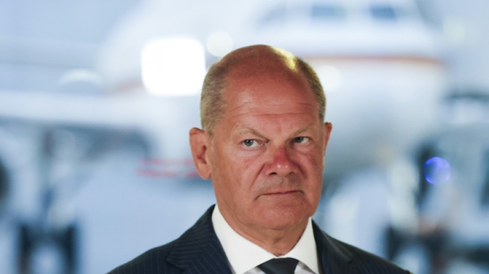 Scholz &agrave; Solingen apr&egrave;s l'attaque meurtri&egrave;re qui &eacute;branle l'Allemagne