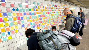Dans le m&eacute;tro de New York, le retour de la "th&eacute;rapie du Post-it"