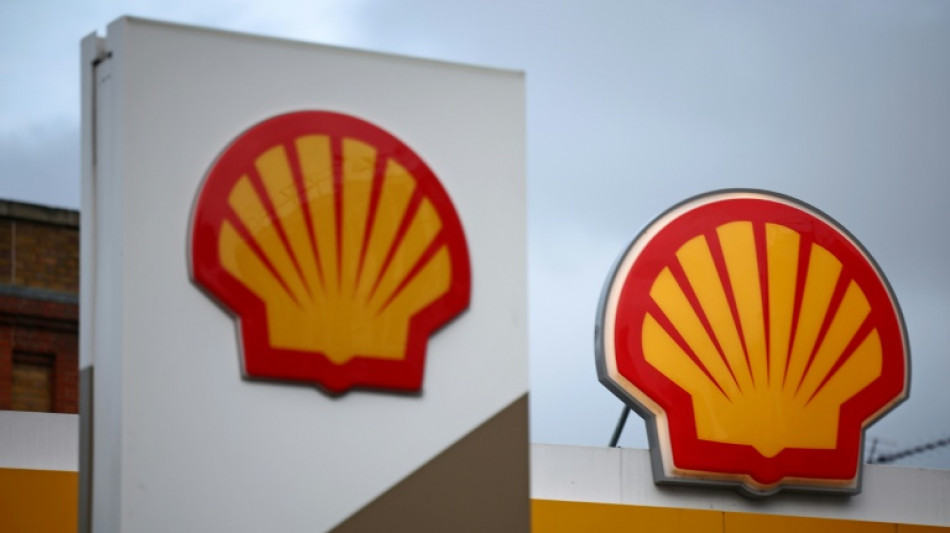  Shell profit jumps as Mideast war fuels oil prices 