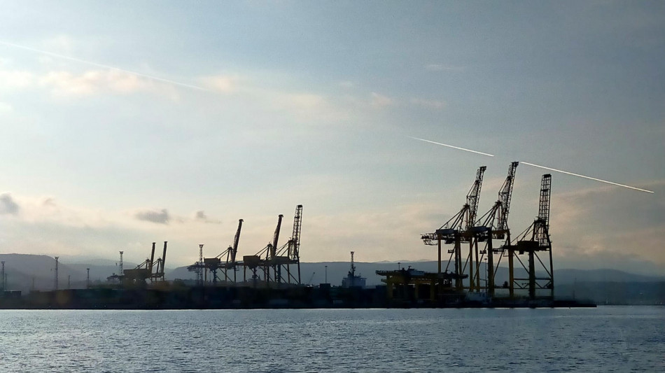  Porti: Serracchiani, in ddl riforma norme per garantire Trieste 