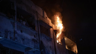 Al-Jazeera, 'Raid Israele su condominio a Gaza City, 8 morti'