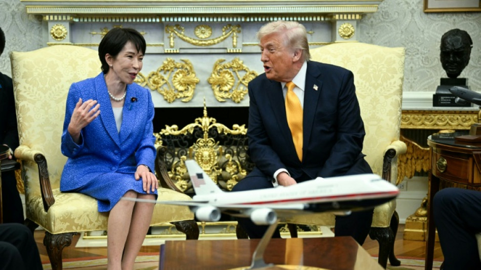  Japan PM placates Trump on Iran, but faces Pearl Harbor surprise 