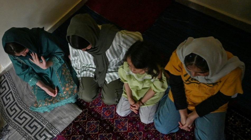  Hopes of Western refuge sink for Afghans in Pakistan 