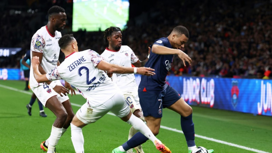 Mbapp&eacute; come&ccedil;a no banco, e PSG empata com lanterna Clermont no Franc&ecirc;s