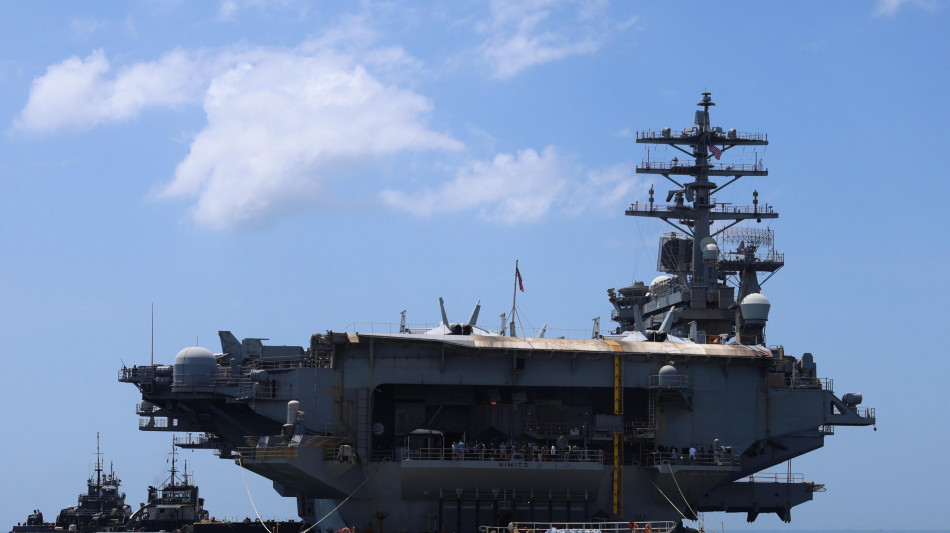 Gli Usa hanno schierato la portaerei Nimitz nei Caraibi