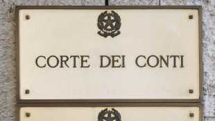Corte dei conti, oggetti lusso e viaggi pagati con fondi per migranti