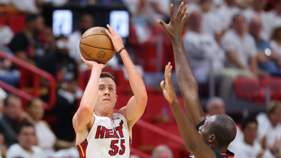 Play-offs NBA: le Heat d&eacute;j&agrave; trop chaud pour les Hawks