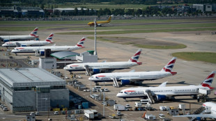 Agrandissement d'Heathrow: Londres explore toutes les pistes pour faire red&eacute;coller l'&eacute;conomie