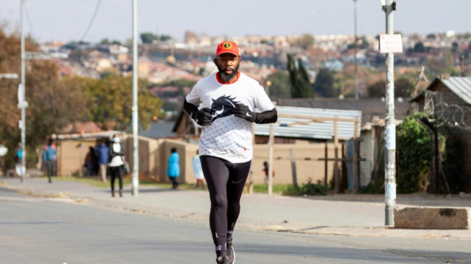 'Comrades' ultra-marathon, a symbol of hope in S.Africa