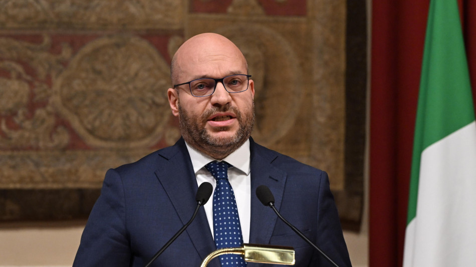 Fontana, inopportuna conferenza stampa di domani sulla 'Remigrazione'