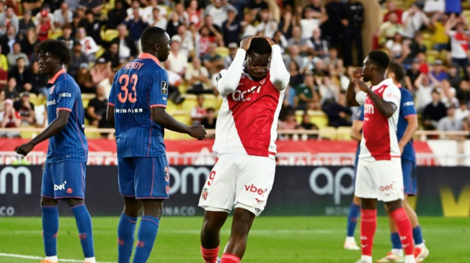 Ligue 1: Monaco accroch&eacute; par des Ni&ccedil;ois r&eacute;duits &agrave; 10