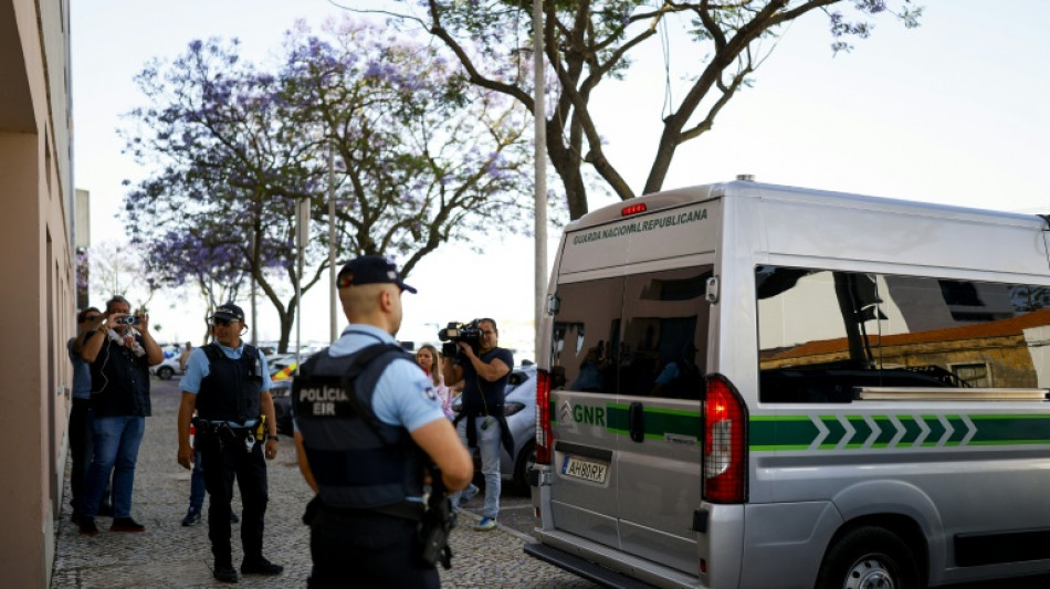  Enfants abandonn&eacute;s au Portugal: l'audition de la m&egrave;re et de son compagnon a repris 