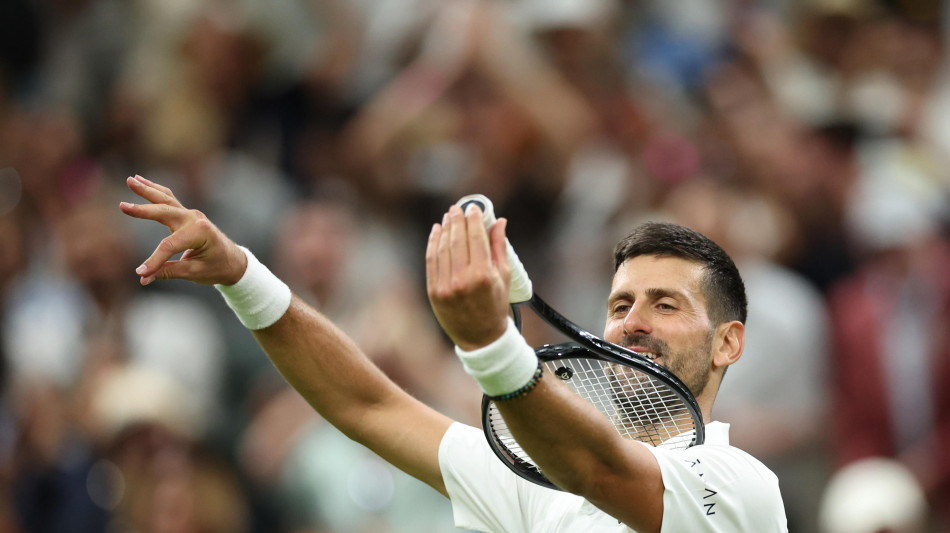  Wimbledon: Djokovic batte Wu all'esordio, passa anche Medvedev 