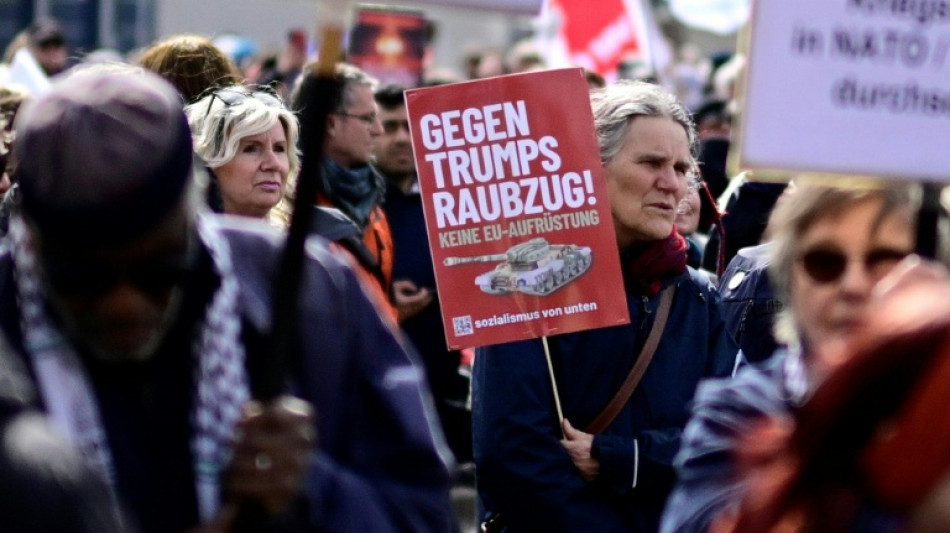  Osterm&auml;rsche: Friedensdemos in rund 120 St&auml;dten  
