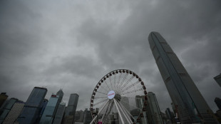 Hong Kong relève le niveau d'alerte du typhon Koinu