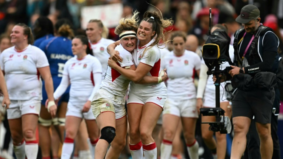 Rugby: encore rat&eacute; pour les Bleues, qui tombent avec honneur en demi-finales du Mondial 