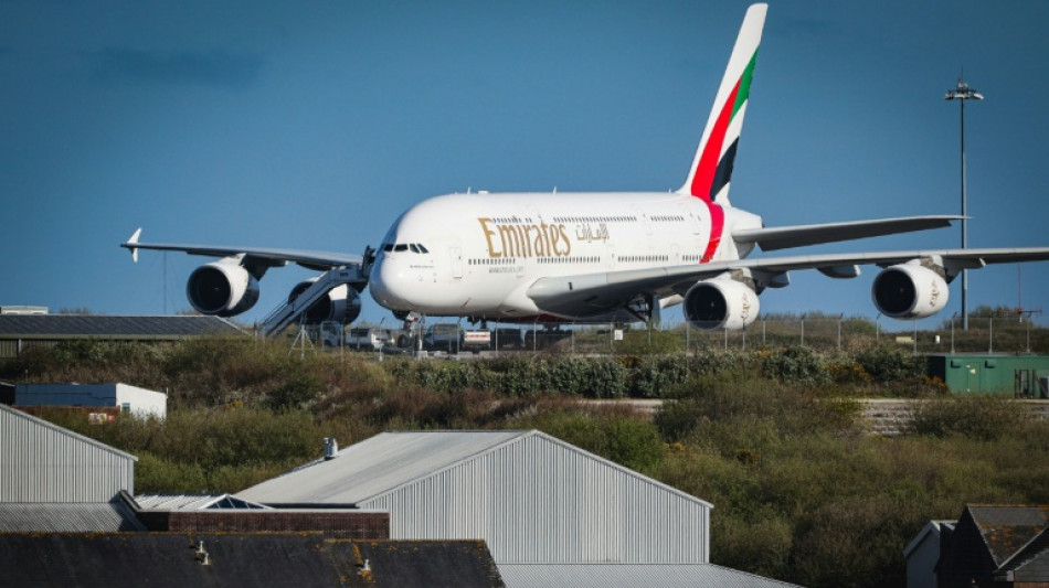  Risse an Flugzeugfl&uuml;geln: Airbus &uuml;berpr&uuml;ft 16 Maschinen vom Typ A380 