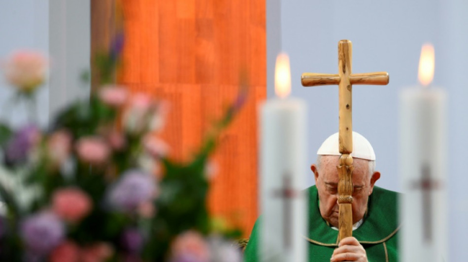 Papa Francisco visita hogar de personas indigentes en &uacute;ltimo d&iacute;a en Mongolia