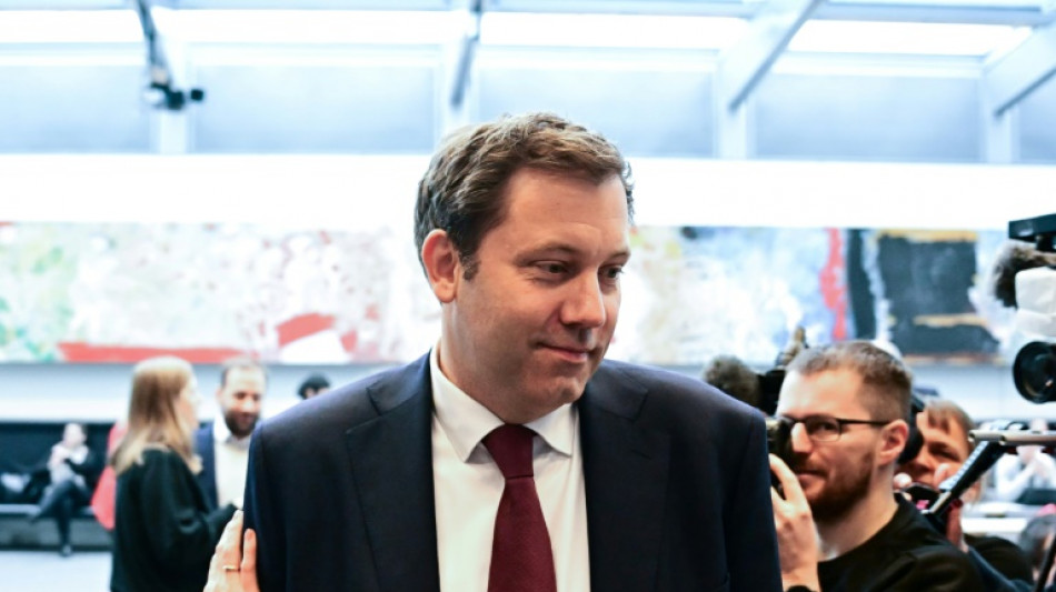 SPD-Parteichef Klingbeil auch zum neuen Fraktionsvorsitzenden gew&auml;hlt