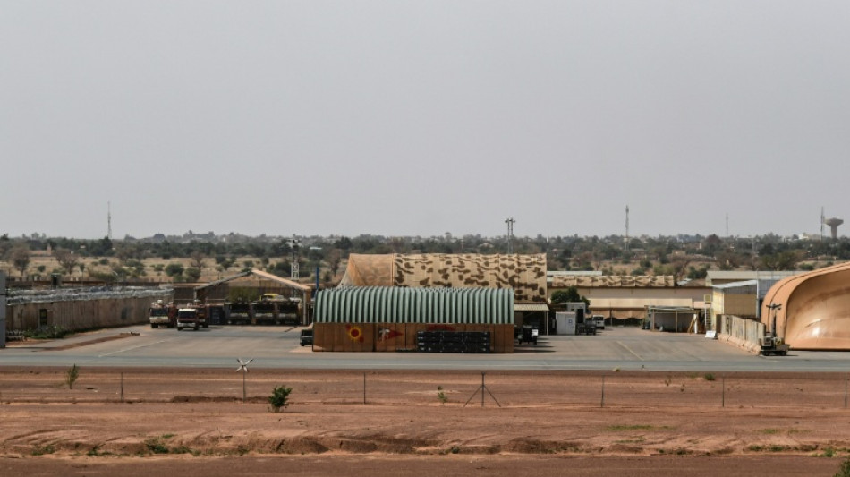  Soldiers' mutiny rocks Niger capital, but junta says back in control 