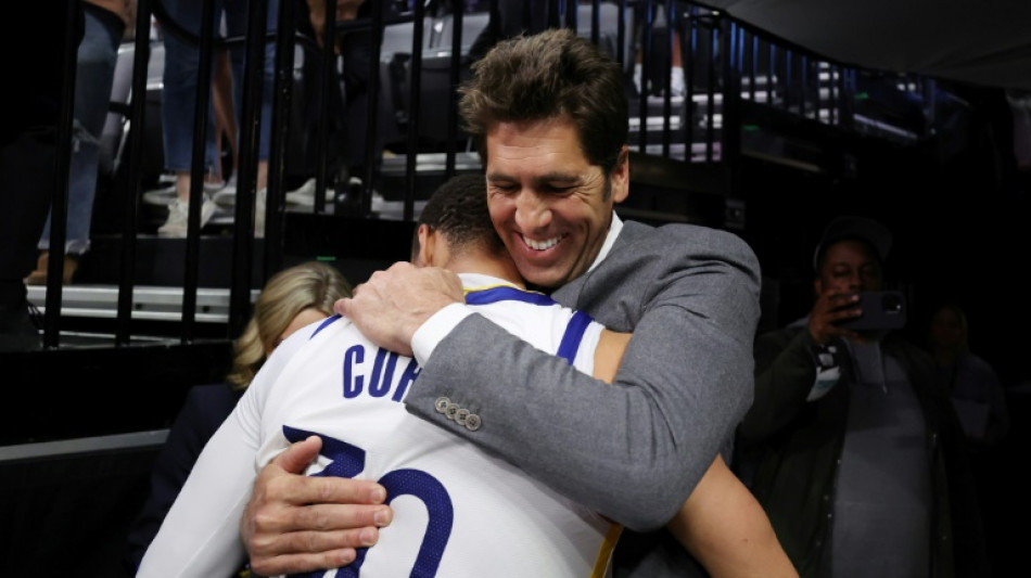 Warriors GM Myers stepping down: report