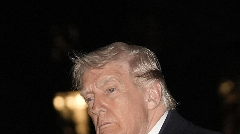  Trump crolla nei sondaggi al 33%, il pi&ugrave; basso del secondo mandato 