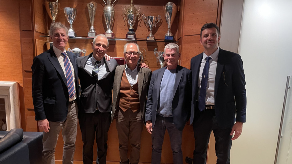  Nuoto: svelata al circolo Tevere Remo di Roma la nona Traversata all'Isola d'Elba 