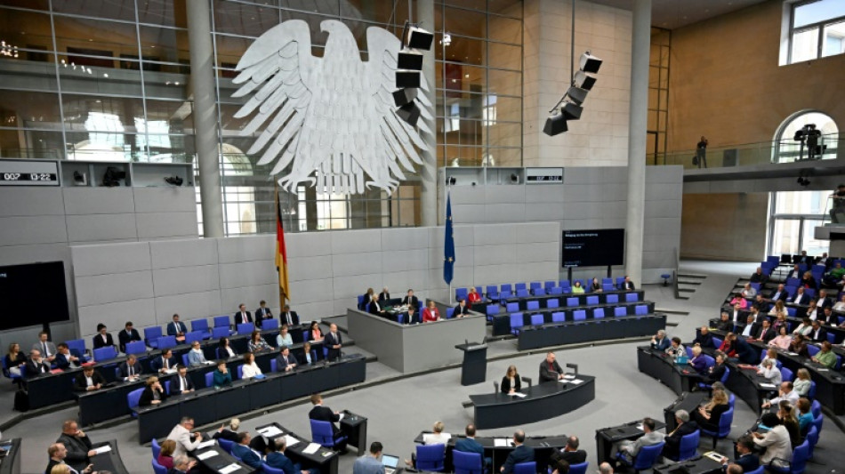 Bundestag ber&auml;t am Donnerstag erstmals Sicherheitspaket