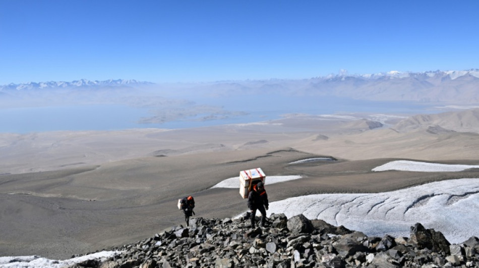 Pour les glaciologues, la joie de toucher le fond et ses myst&egrave;res
