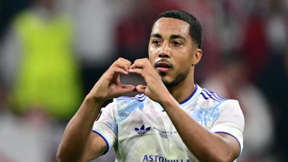  Tielemans apologises for offending Villa fans with Man Utd boast 