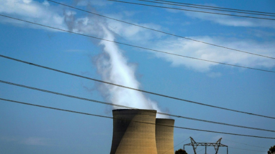  Australia unveils 'anti-climactic' new emissions cuts  