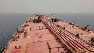 La ONU entrega un barco para recoger petr&oacute;leo de un buque abandonado en Yemen