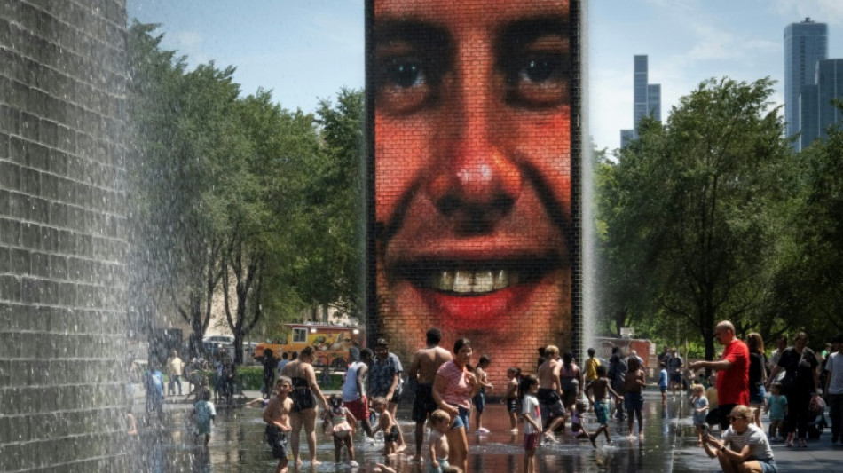  Tens of millions swelter as heat wave blasts US 
