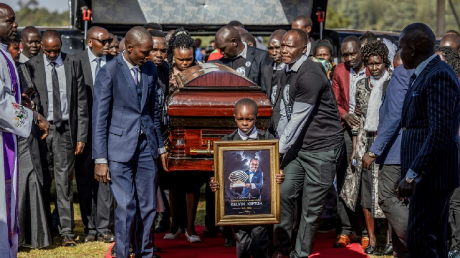 Kenia da su &uacute;ltimo adi&oacute;s a Kiptum, estrella fugaz del marat&oacute;n