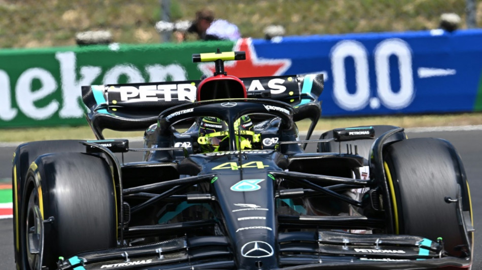 Hamilton entrei&szlig;t Verstappen die Ungarn-Pole