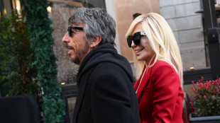 Donatella Versace, 'Valentino fu il primo a farmi visita quando mio fratello mor&igrave;'
