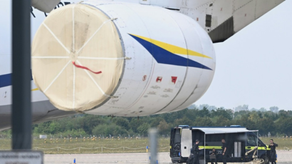  Un dron con un explosivo perturba un aeropuerto en Alemania clave para env&iacute;os a Ucrania 
