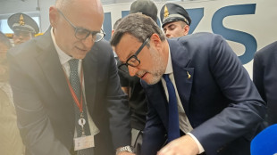 Salvini, 'da domani targa obbligatoria per i monopattini'