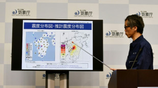 Colapsa un centro comercial tras un terremoto de magnitud 7,1 en Jap&oacute;n