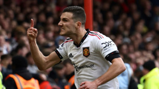 Dalot signs new contract with Man Utd