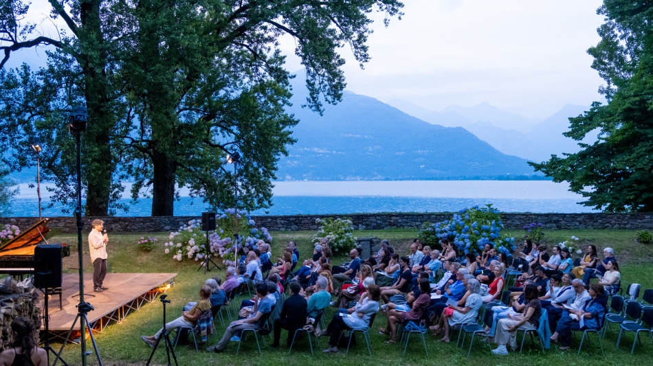  Da spiagge ad Abbazie, sul lago di Como torna il festival Musica sull'acqua 