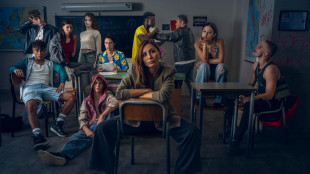 Ferzetti insegnante in un liceo difficile in Domani Interrogo