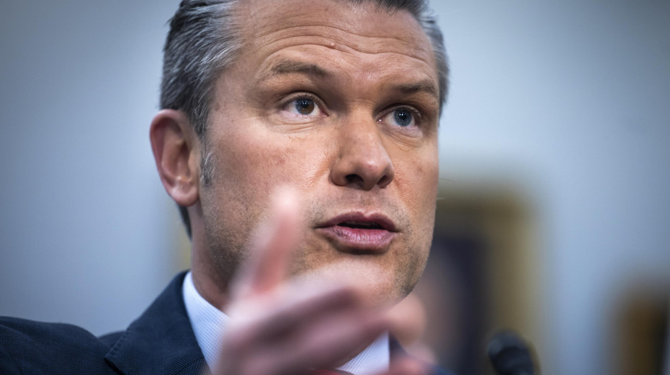 Hegseth assicura, 'pronti all'azione' sull'Iran