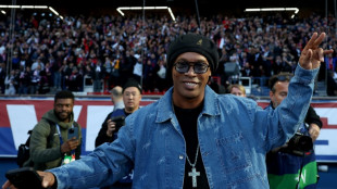 Empres&aacute;ria acusada de falsificar documentos de Ronaldinho &eacute; presa no Paraguai