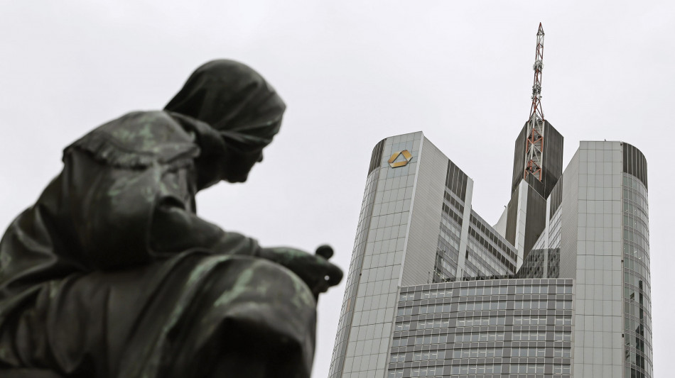  Commerzbank alla Faz, 'piano Unicredit smantella la banca' 