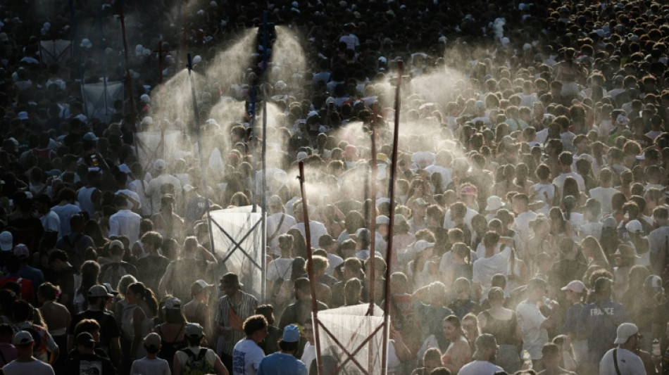  Canicules, orages, incendies : l'&eacute;t&eacute; bouscul&eacute; des festivals de musique, qui redoutent la suite 