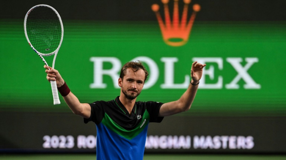 Top seeds Alcaraz, Medvedev make strong Shanghai Masters start