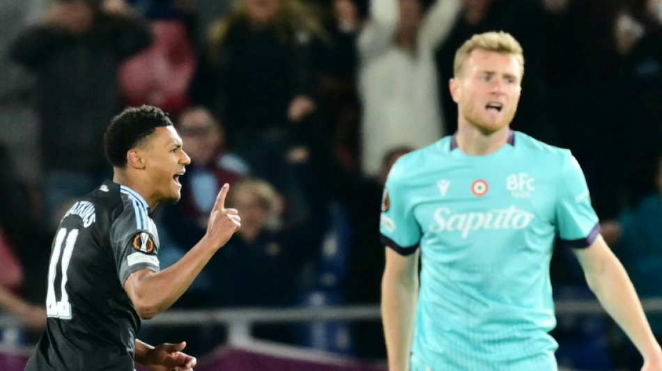  Watkins propels Villa towards Europa League semis, Forest hold Porto 